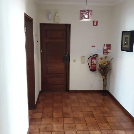 Apartment 300 Metros Do Santuario De T4