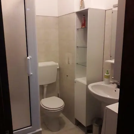 Apartment 300 Metros Do Santuario De T4 *