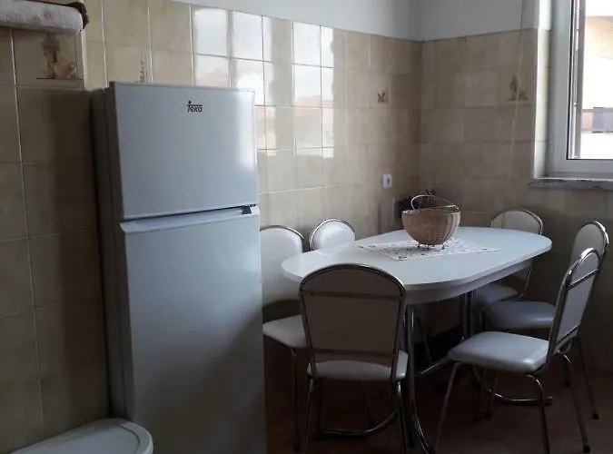 300 Metros Do Santuario De T4 Apartman Fátima