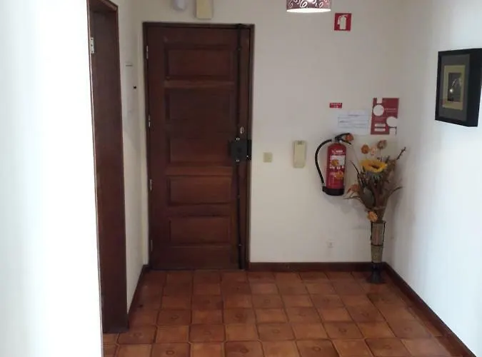 شقة 300 Metros Do Santuario De T4