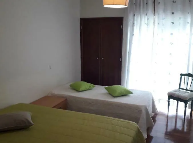 Apartman 300 Metros Do Santuario De T4 Fátima